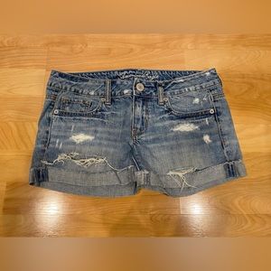 Women’s American Eagle Faded Blue Distressed Denim Shorts - Size 2